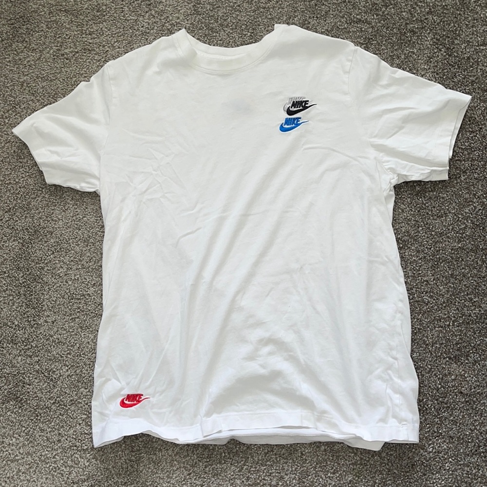 Nike mens t shirt